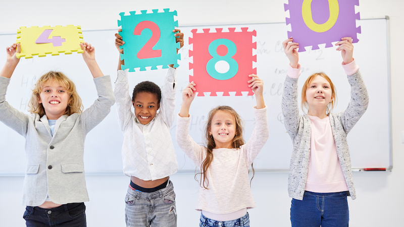 imparare i numeri in inglese per bambini rappresenta una delle skills principali che permetterà loro di comunicare.